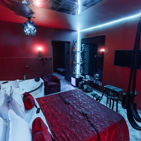 Romeo Nights - Love Rooms - Adults Only Bucarest Extérieur photo