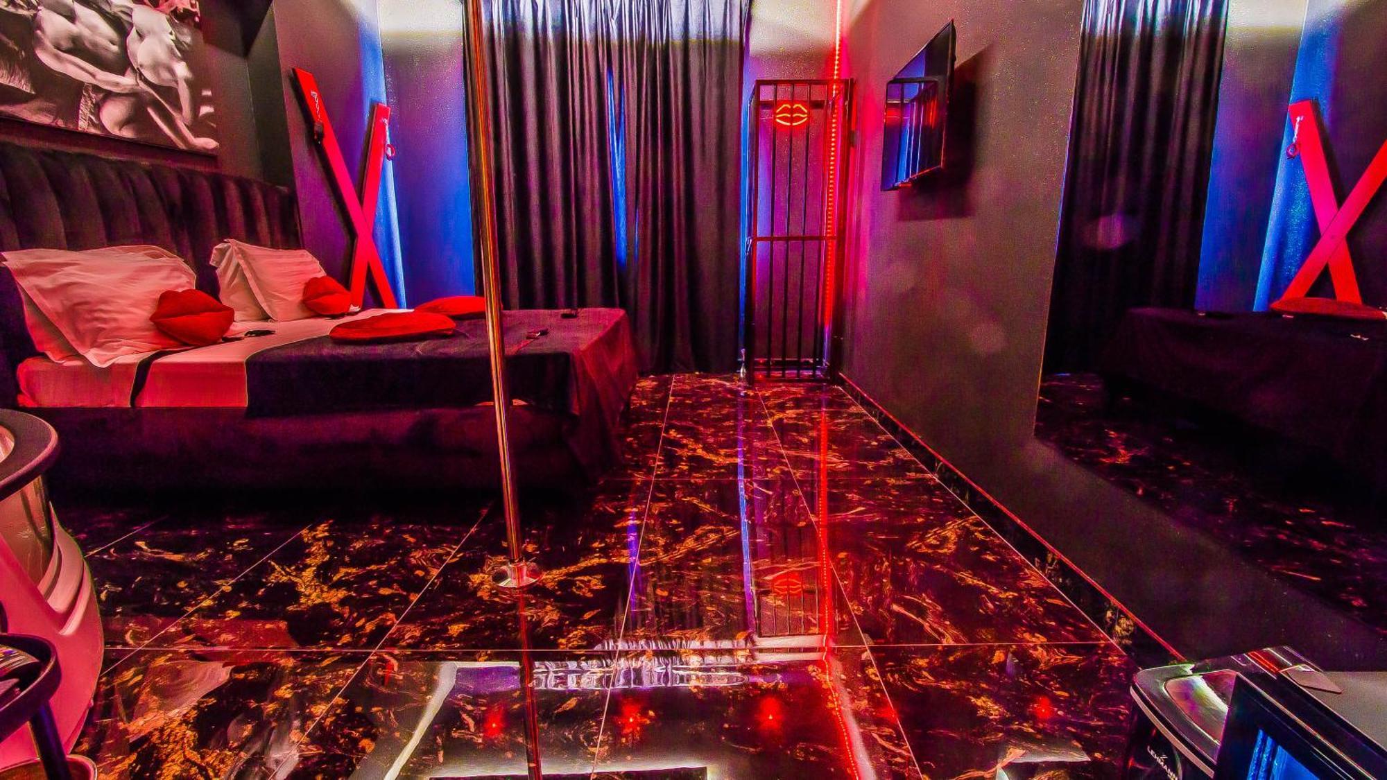 Romeo Nights - Love Rooms - Adults Only Bucarest Extérieur photo