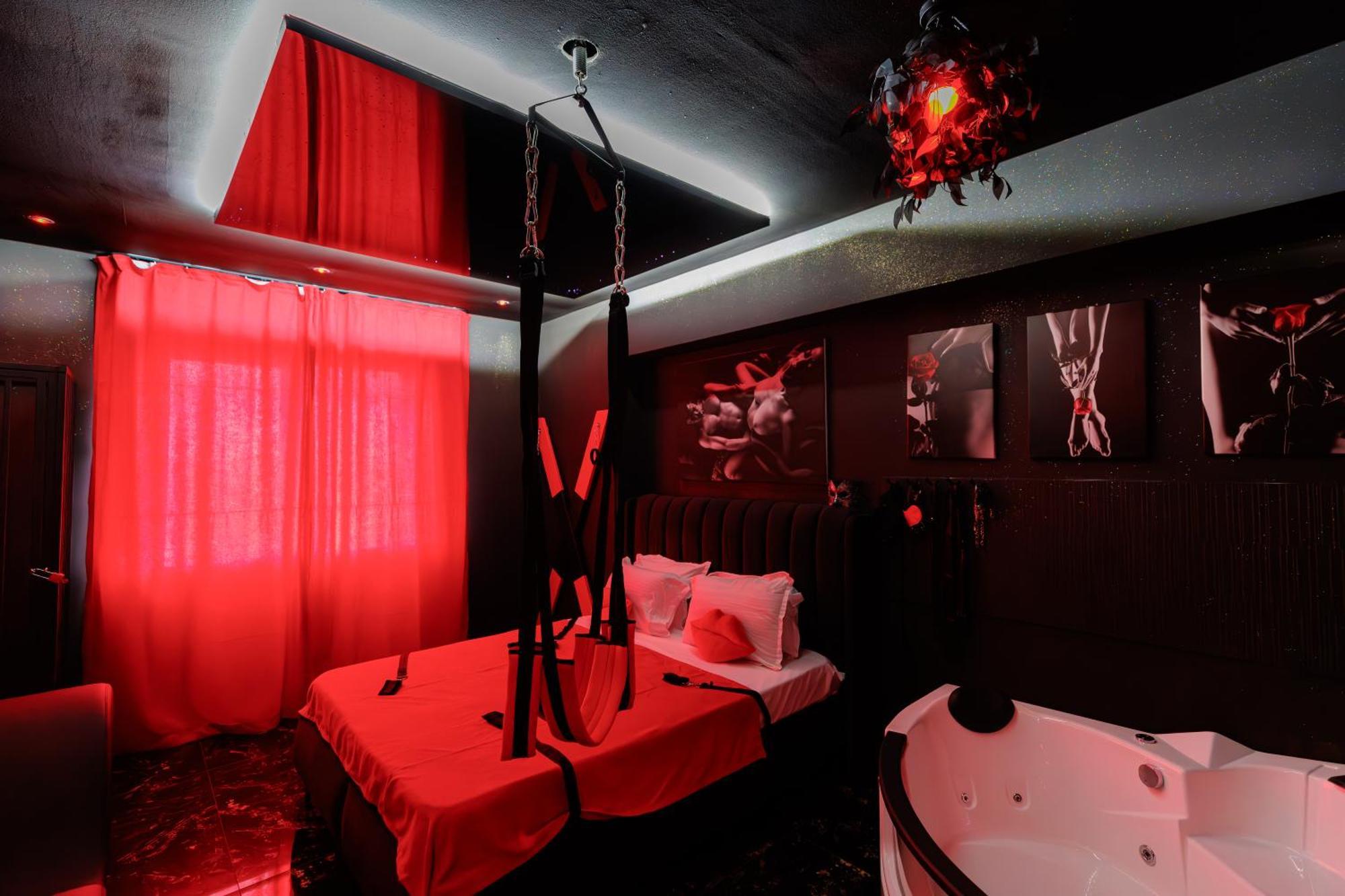 Romeo Nights - Love Rooms - Adults Only Bucarest Extérieur photo