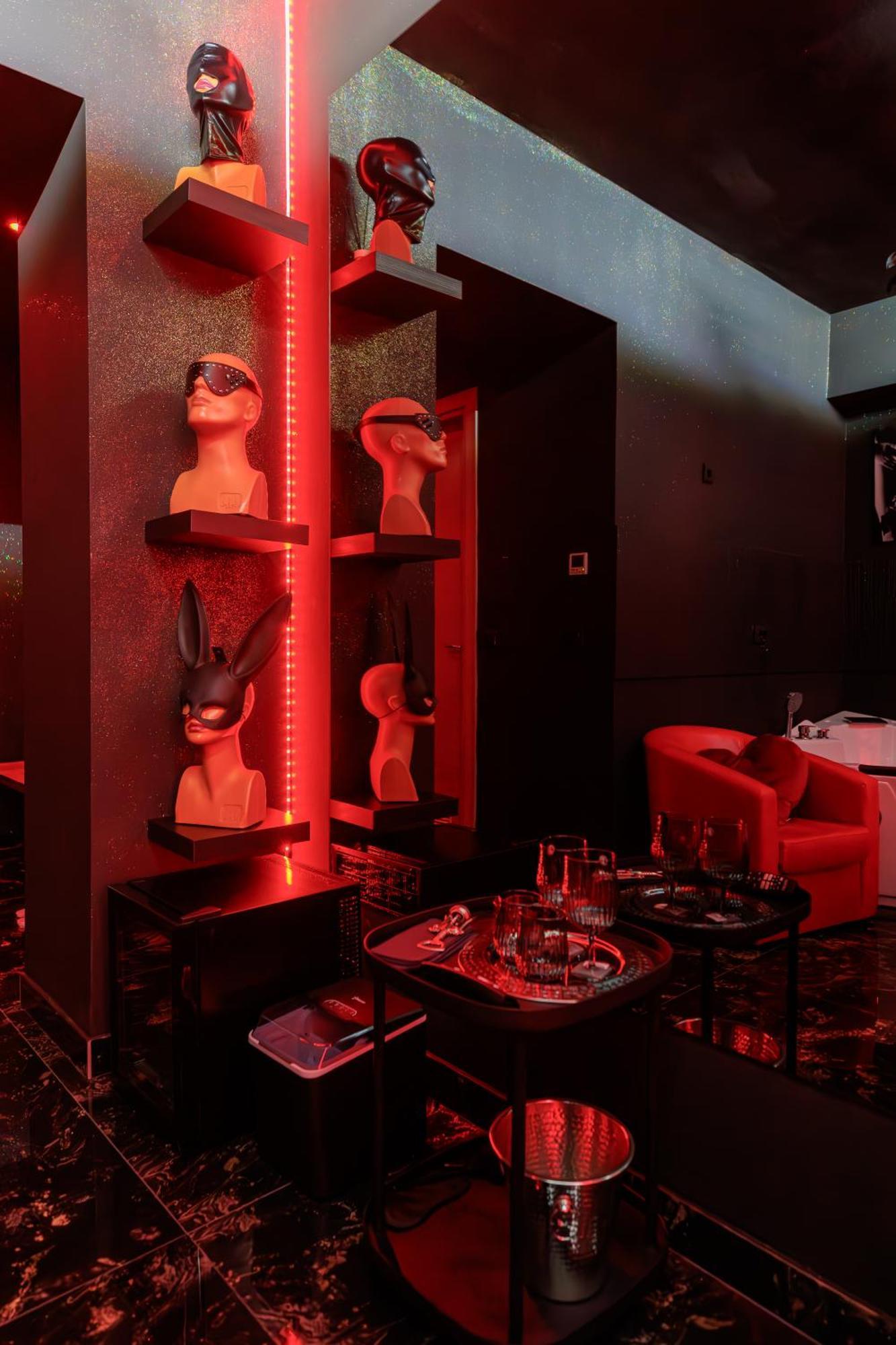Romeo Nights - Love Rooms - Adults Only Bucarest Extérieur photo